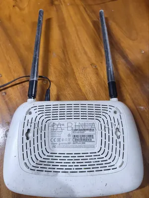 TP-Link TL-WR841N 300Mbps Wireless Router