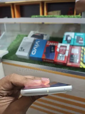 গুগল পিক্সেল ৭ ১২৮ জিবি হলুদ