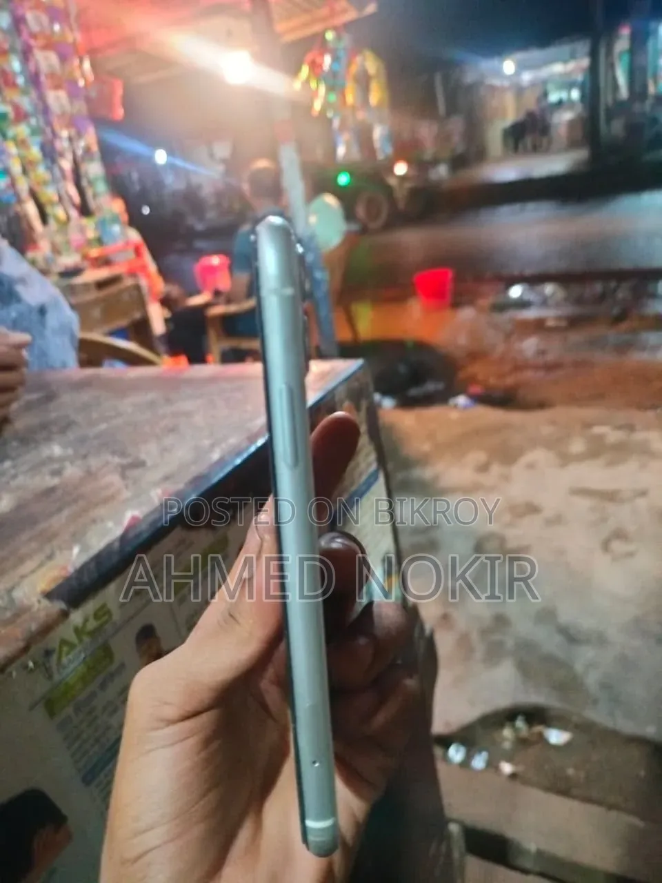 অ্যাপল আইফোন ১১ ১২৮ জিবি সাদা