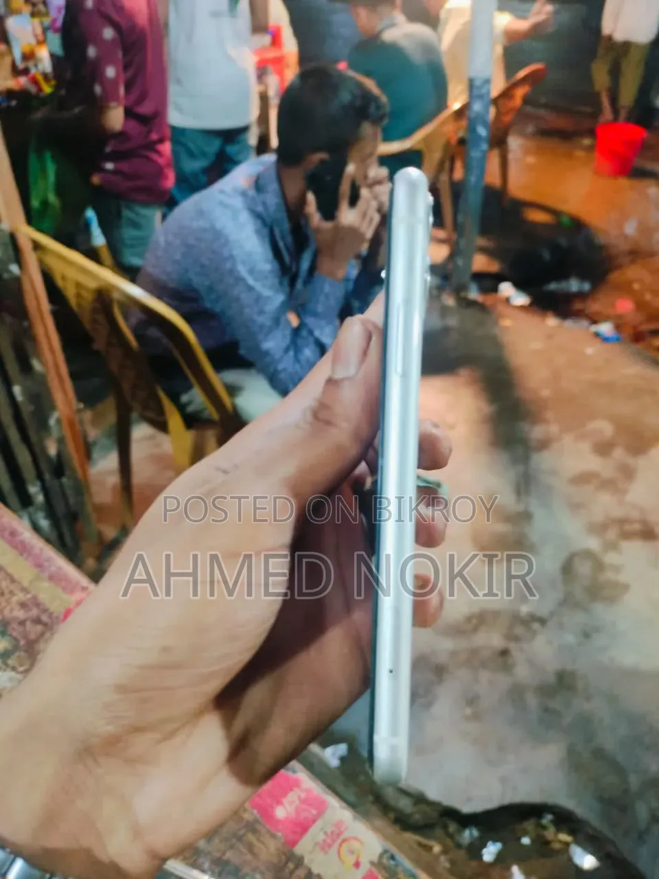 অ্যাপল আইফোন ১১ ১২৮ জিবি সাদা