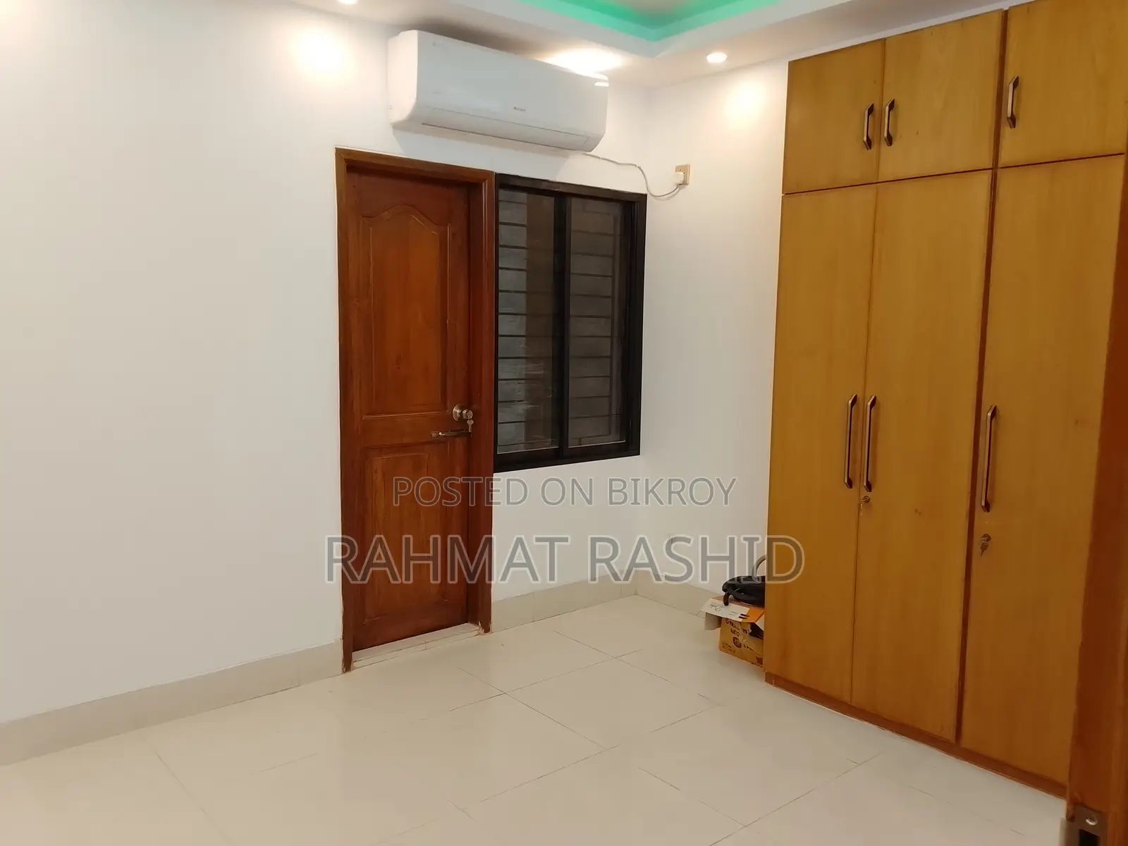 Furnished 3-bedroom Apartment in Khosh Mahal, Dhanmondi for Rent