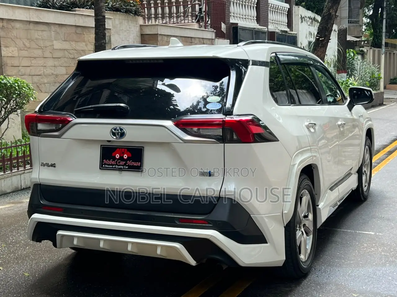 Toyota RAV4 Adventure 2019 Pearl