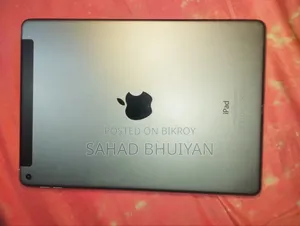 অ্যাপল ১২৮ জিবি সিলভার