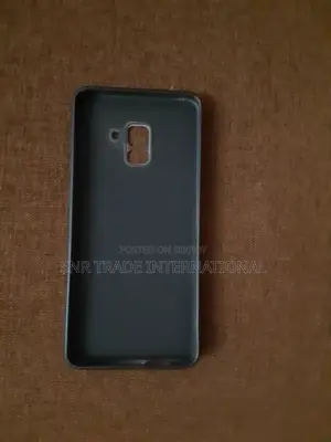 Samsung Galaxy A8+ Cover