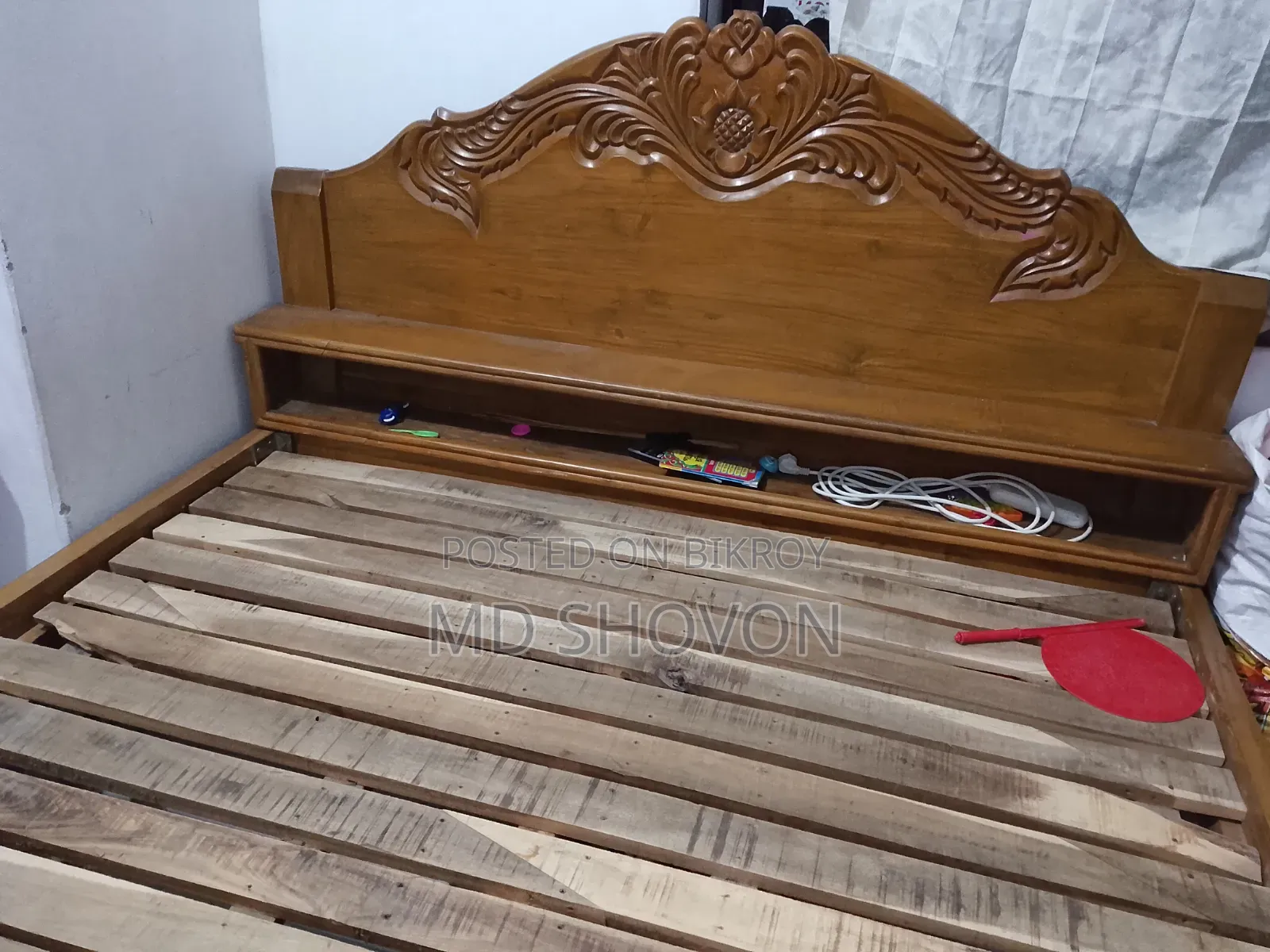 6-foot by 7-foot Neem Wood Bed, Gamari Wood