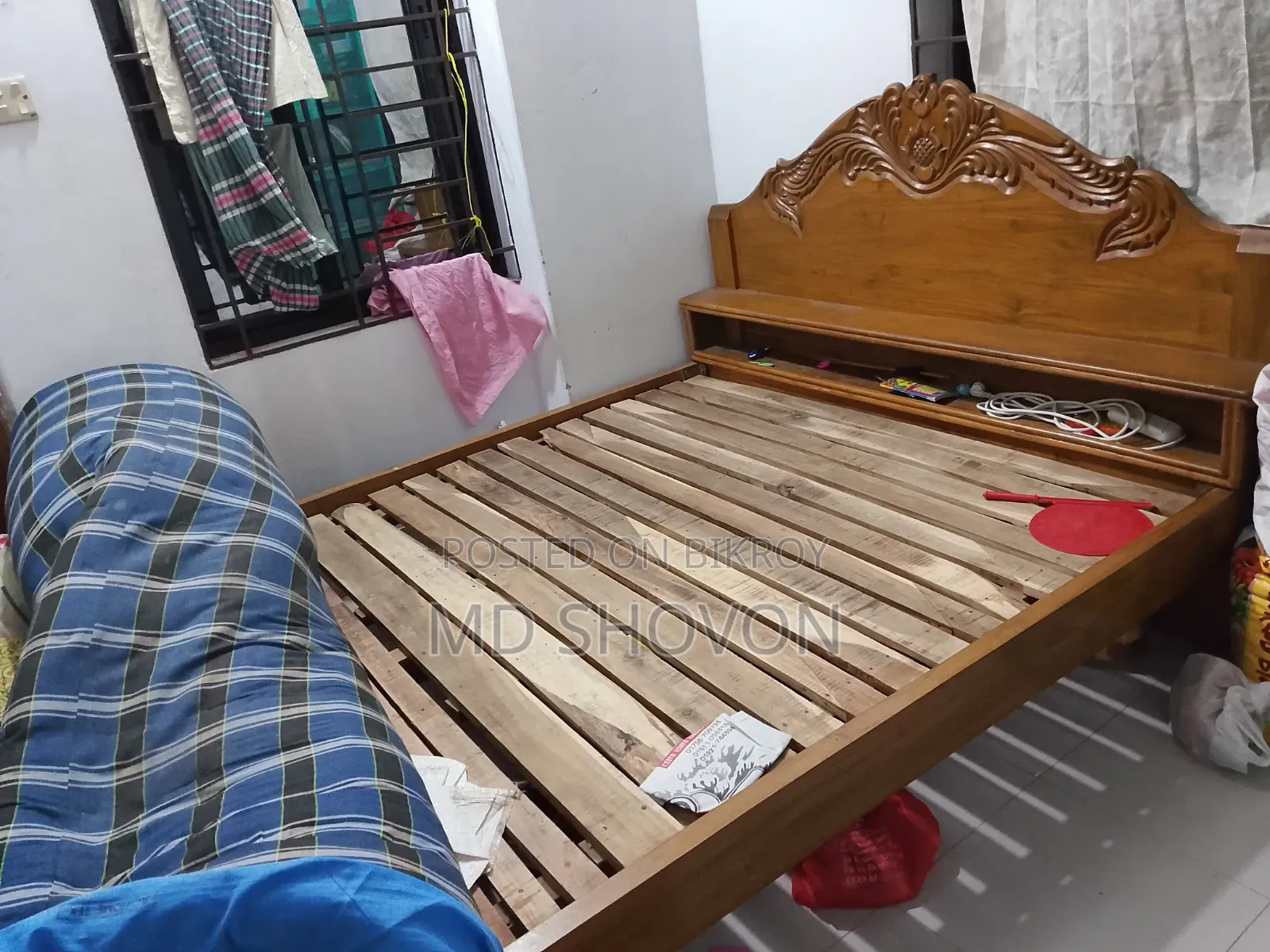 6-foot by 7-foot Neem Wood Bed, Gamari Wood