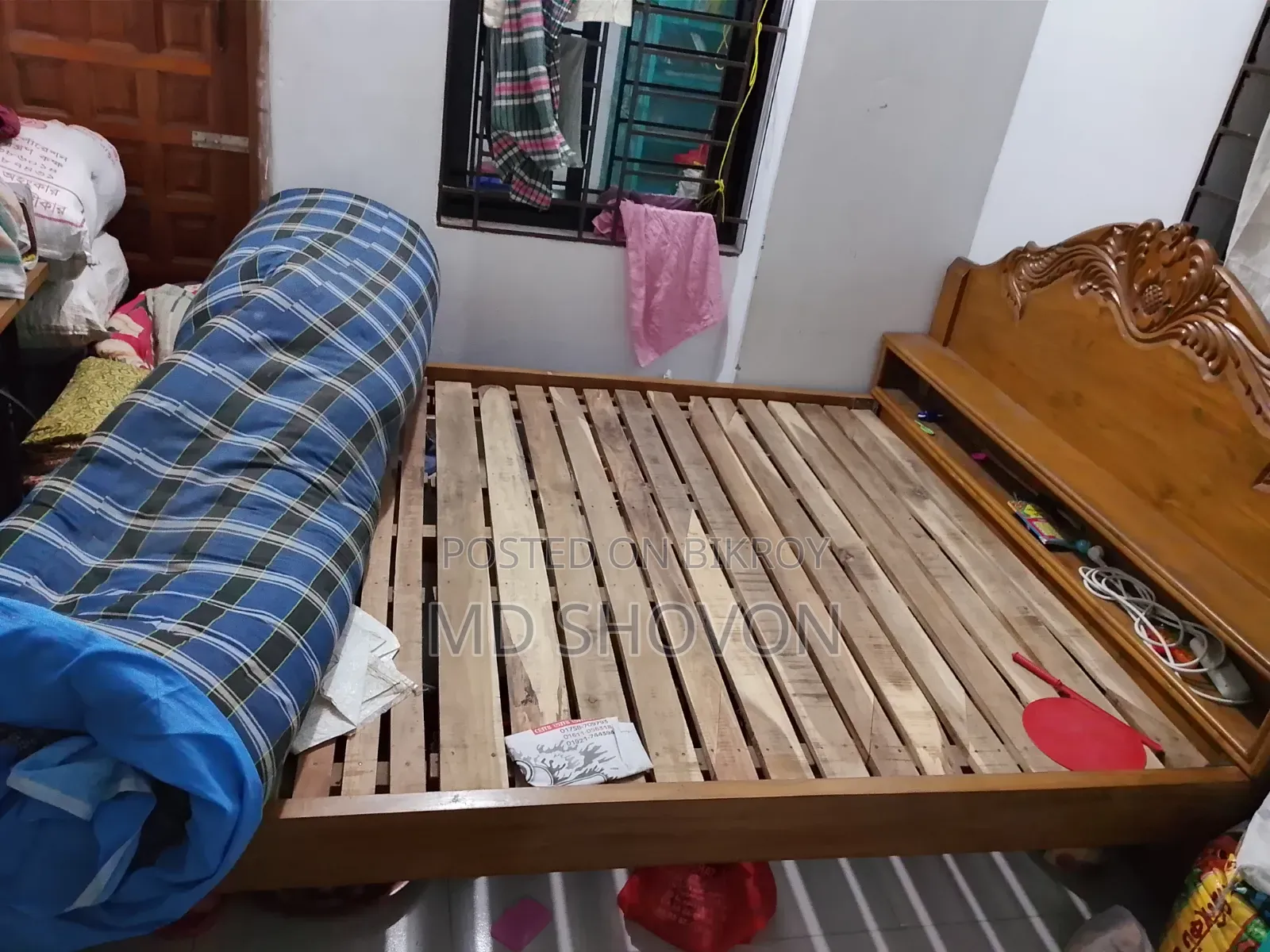 6-foot by 7-foot Neem Wood Bed, Gamari Wood