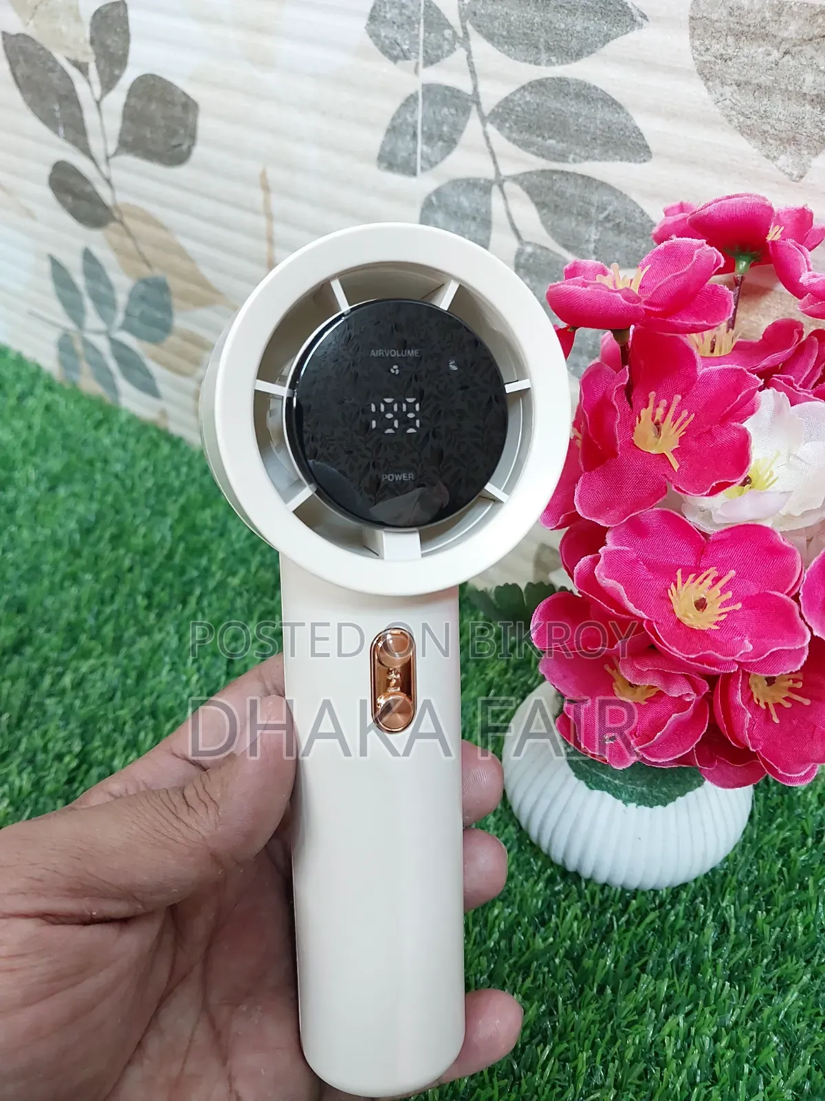 Smart Digital Turbo Handheld Rechargeable Fan