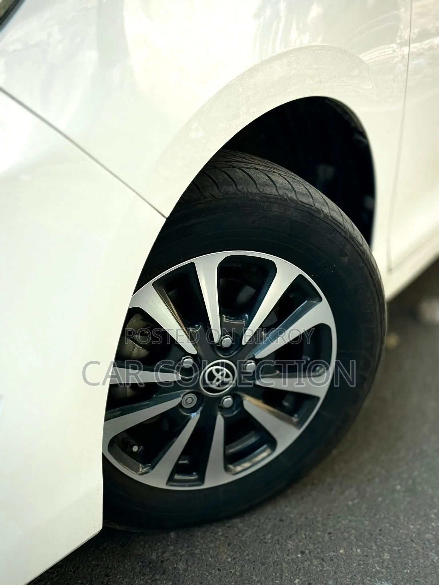 Toyota Esquire 2021 Pearl