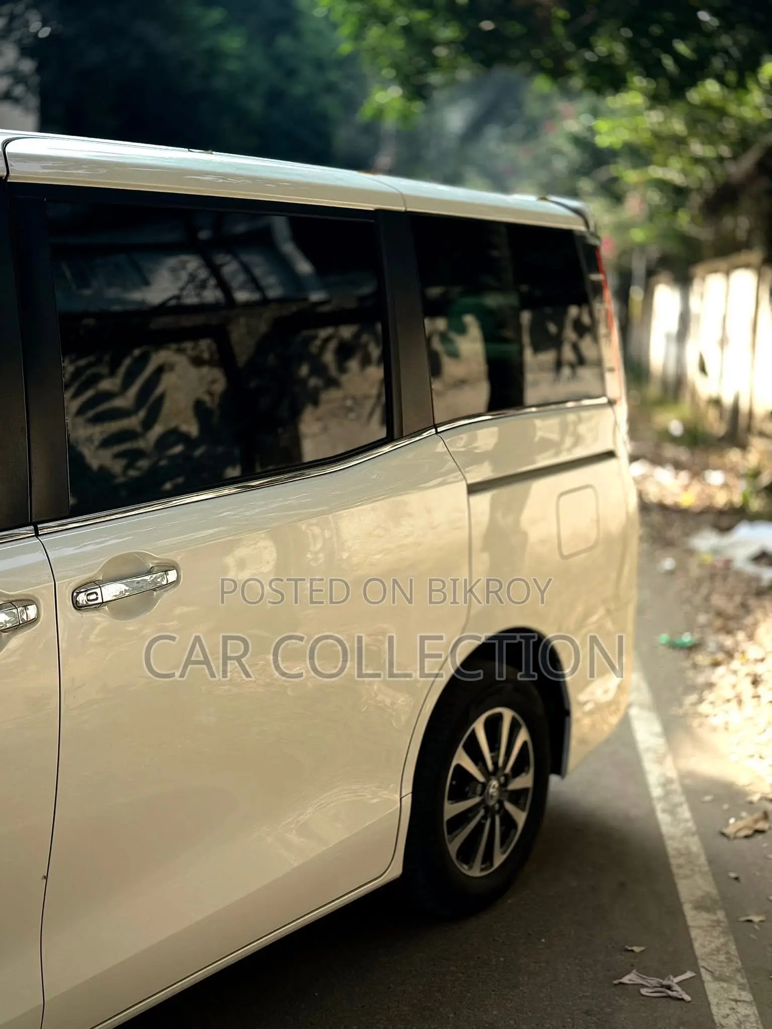 Toyota Esquire 2021 Pearl