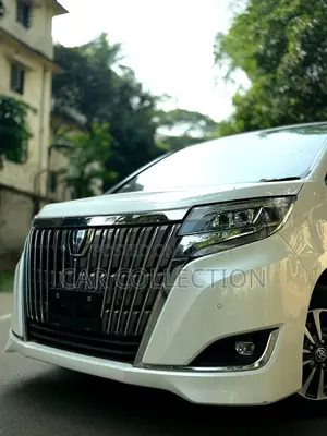 Toyota Esquire 2021 Pearl