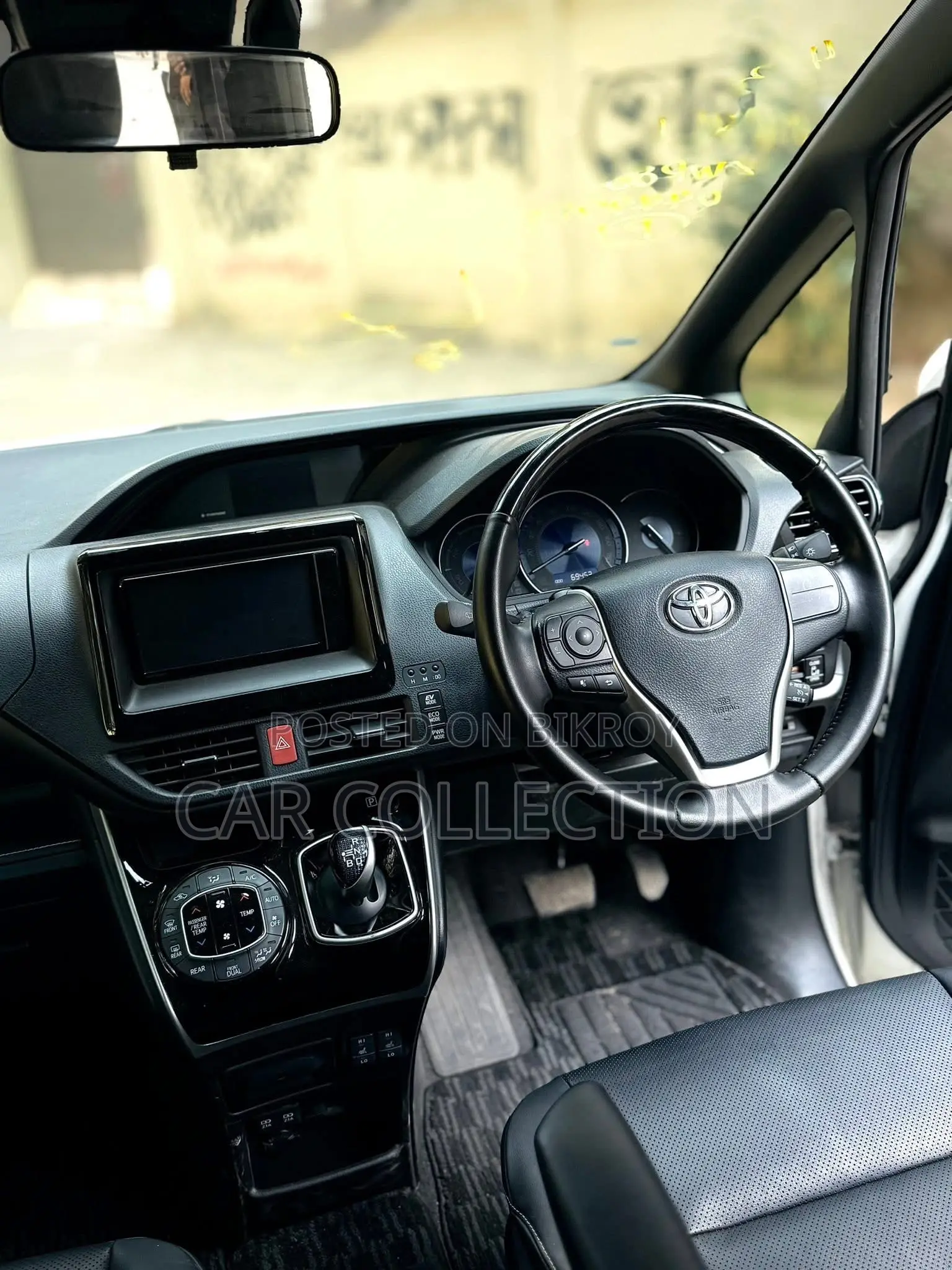 Toyota Esquire 2021 Pearl