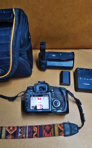 Canon DSLR Camera. Eos 7D.
