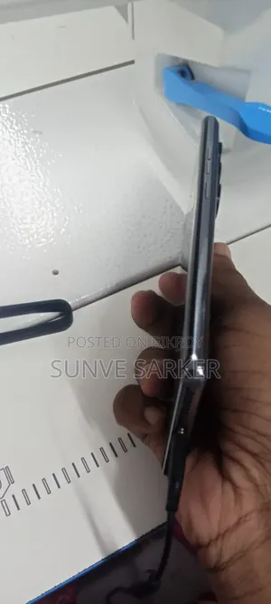 টেকনো ক্যামন ৪০ ২৫৬ জিবি কালো