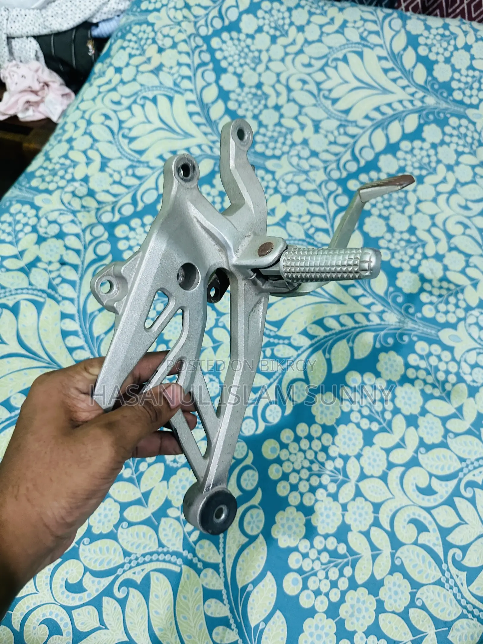 GSXR Aftermarket and R15M Stock Footrest for Sale.