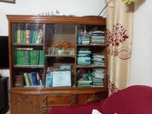 Bookshelf