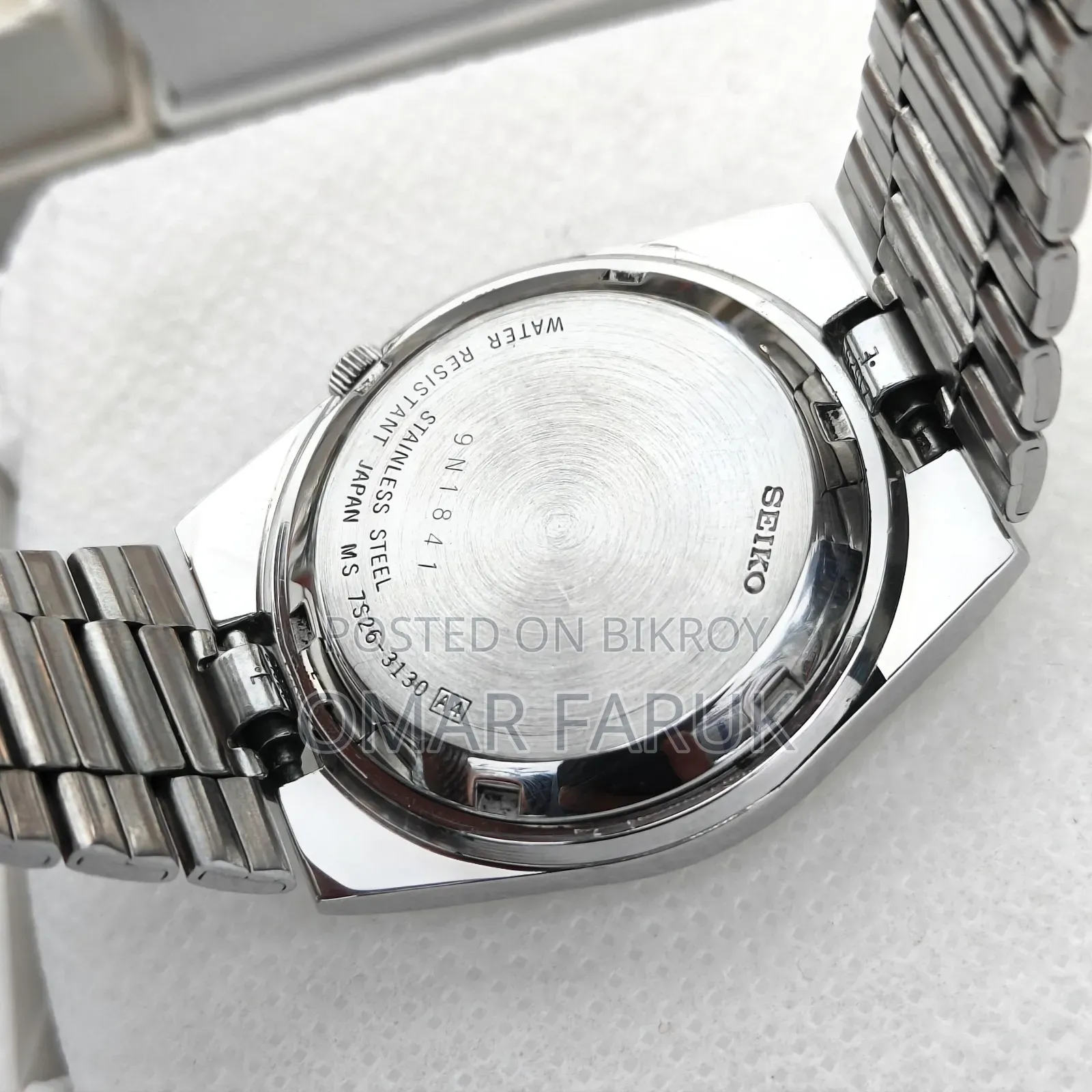 Vintage Seiko 5 Automatic 21 Jewels White Dial Men's Watch