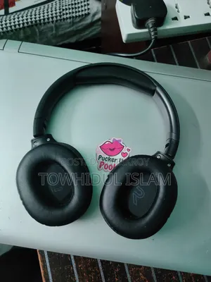 Black Headphone