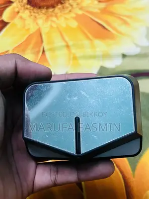 হেডফোন এম