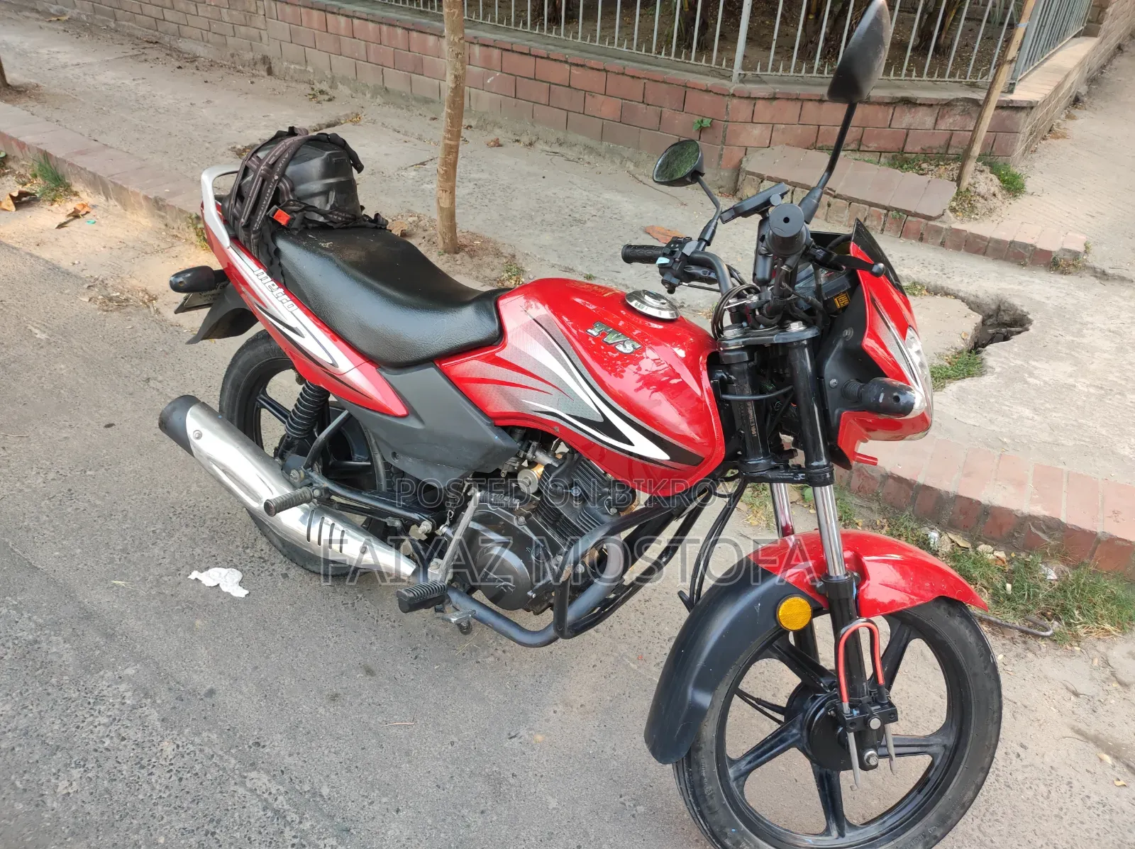 TVS Metro 2021 Red