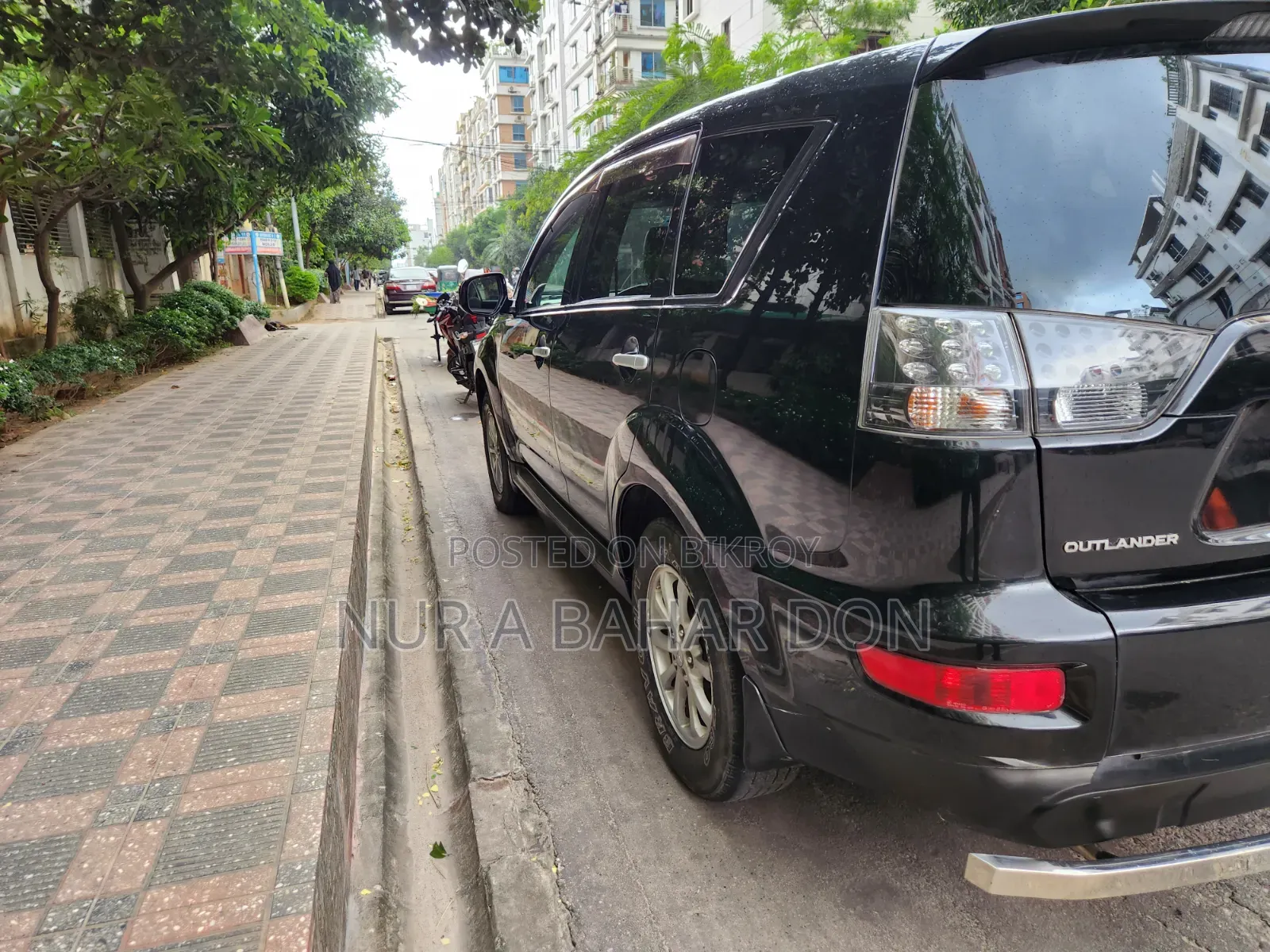 Mitsubishi Outlander 2010 Black
