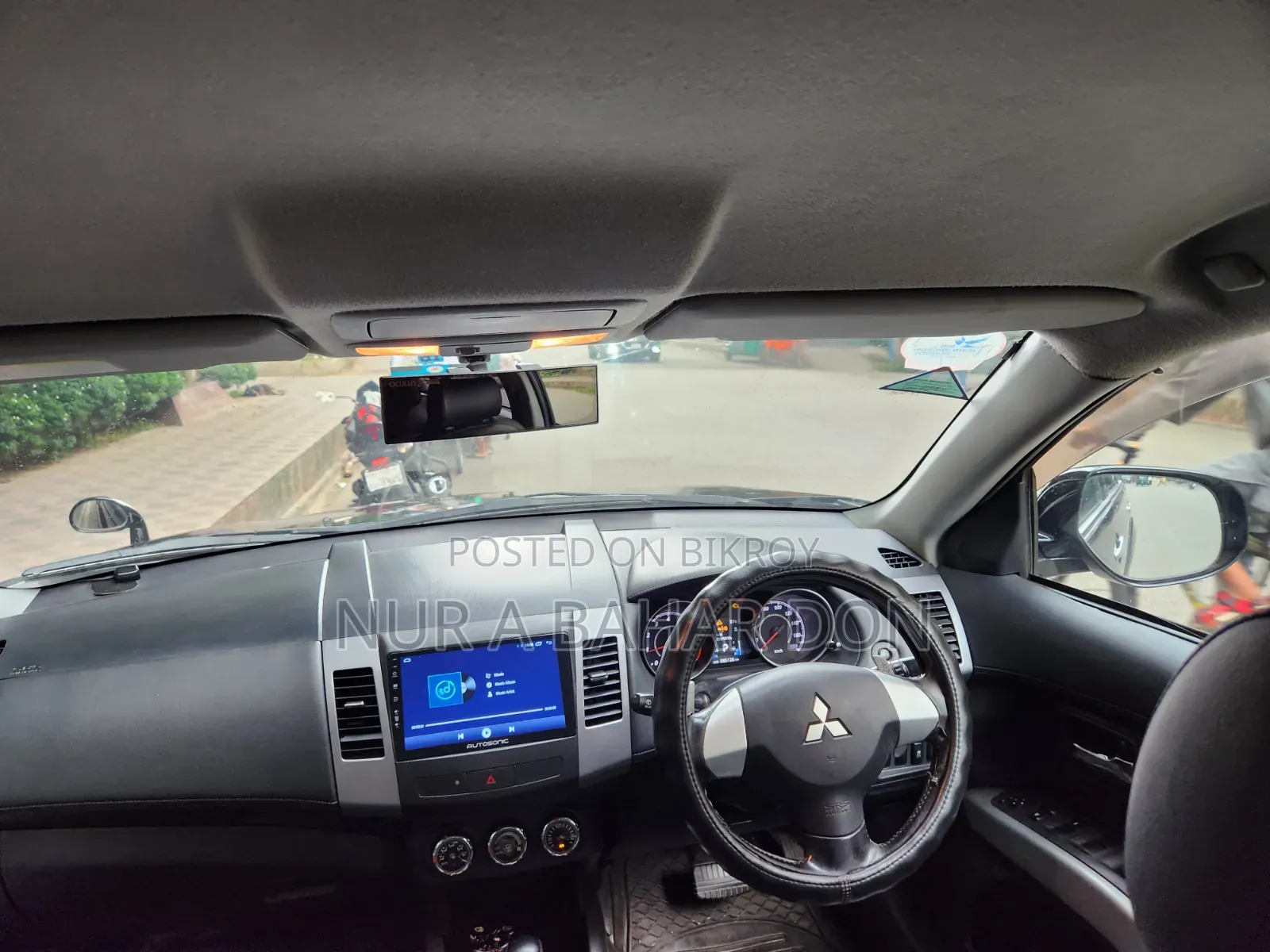 Mitsubishi Outlander 2010 Black