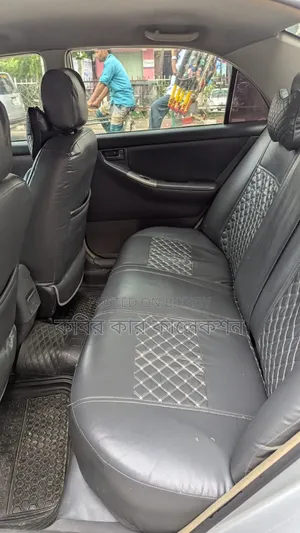 Toyota Corolla 2004 Silver