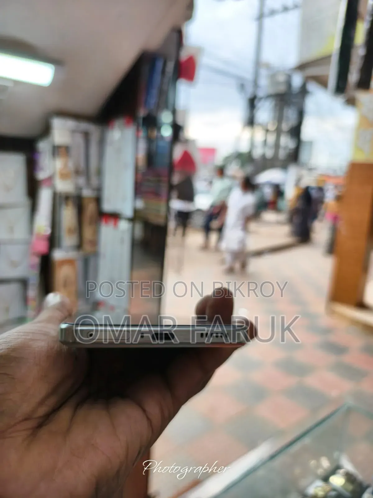 iQOO 256 GB Silver