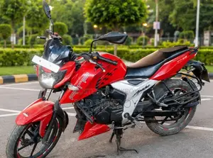 টিভিএস অ্যাপাচি ১৬০ ৪ভি ২০১৯ রেড