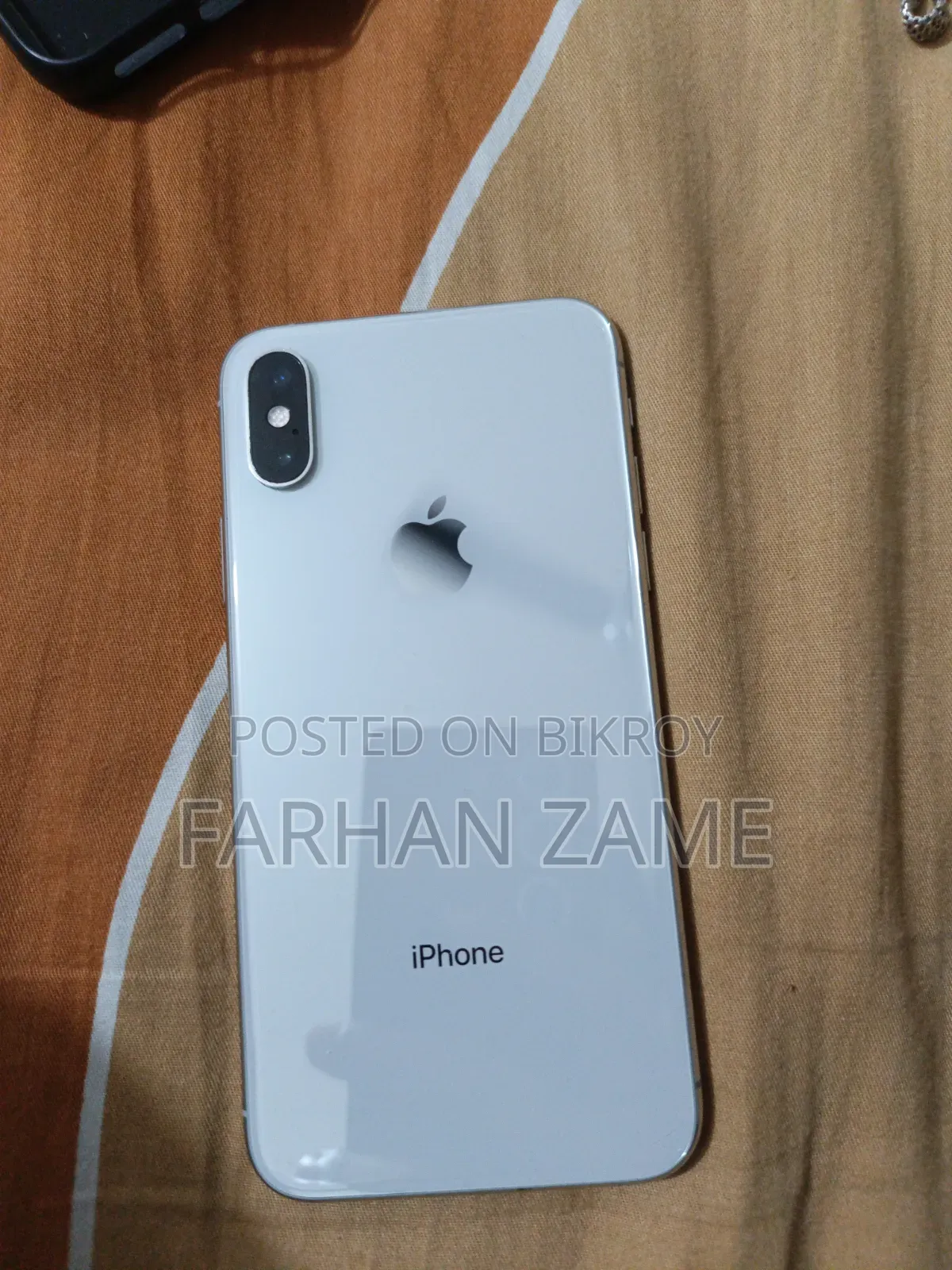 অ্যাপল আইফোন এক্সএস ২৫৬ জিবি সাদা