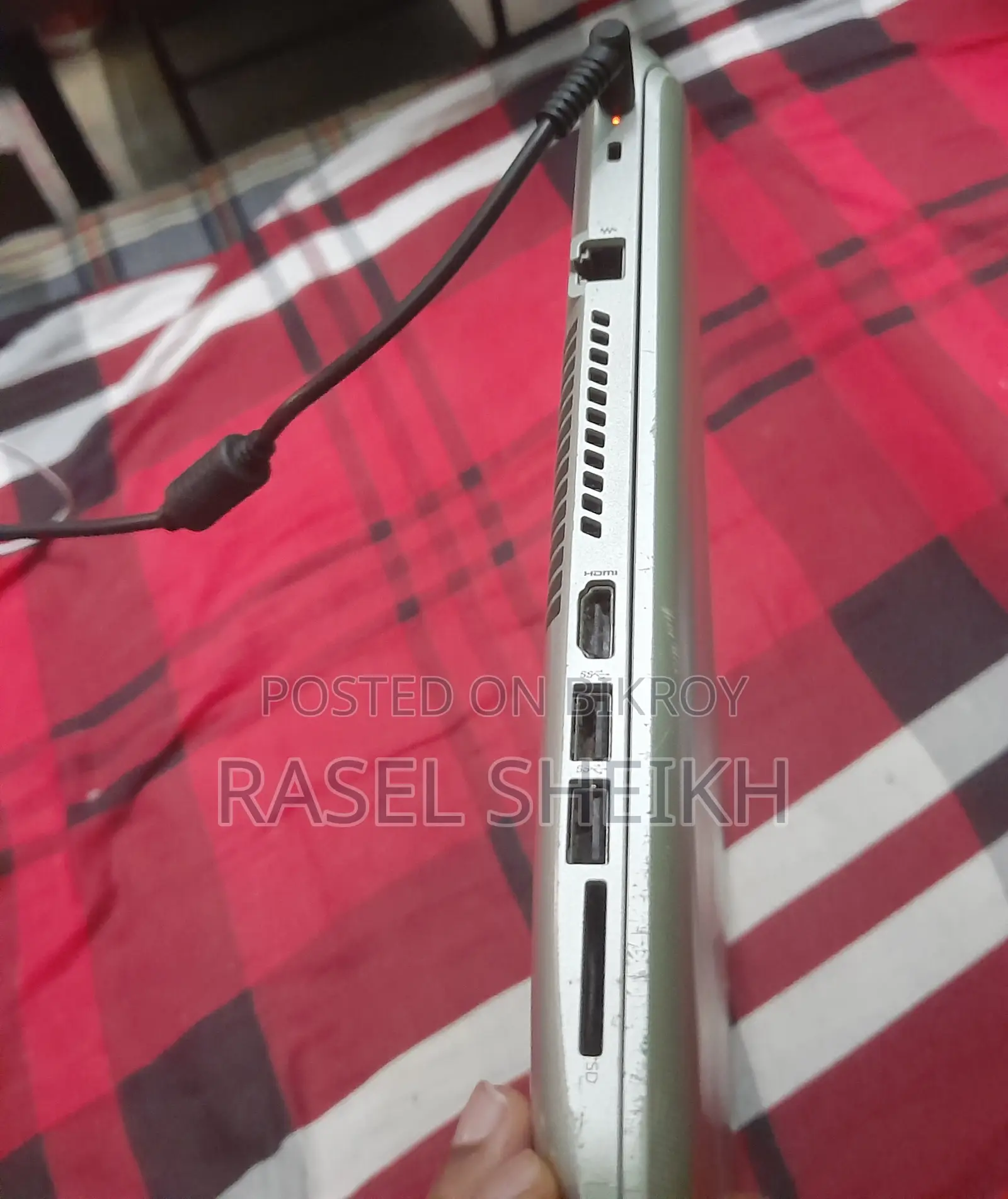 Laptop HP Pavilion 17 4GB Intel Core i5 HDD 500GB