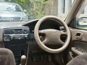 টয়োটা স্প্রিন্টার ১৯৯৫ সবুজ