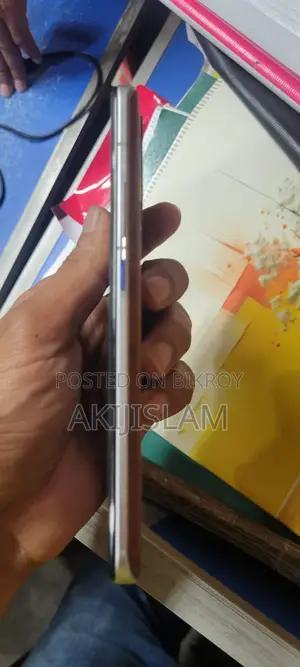 iQOO 128 GB White