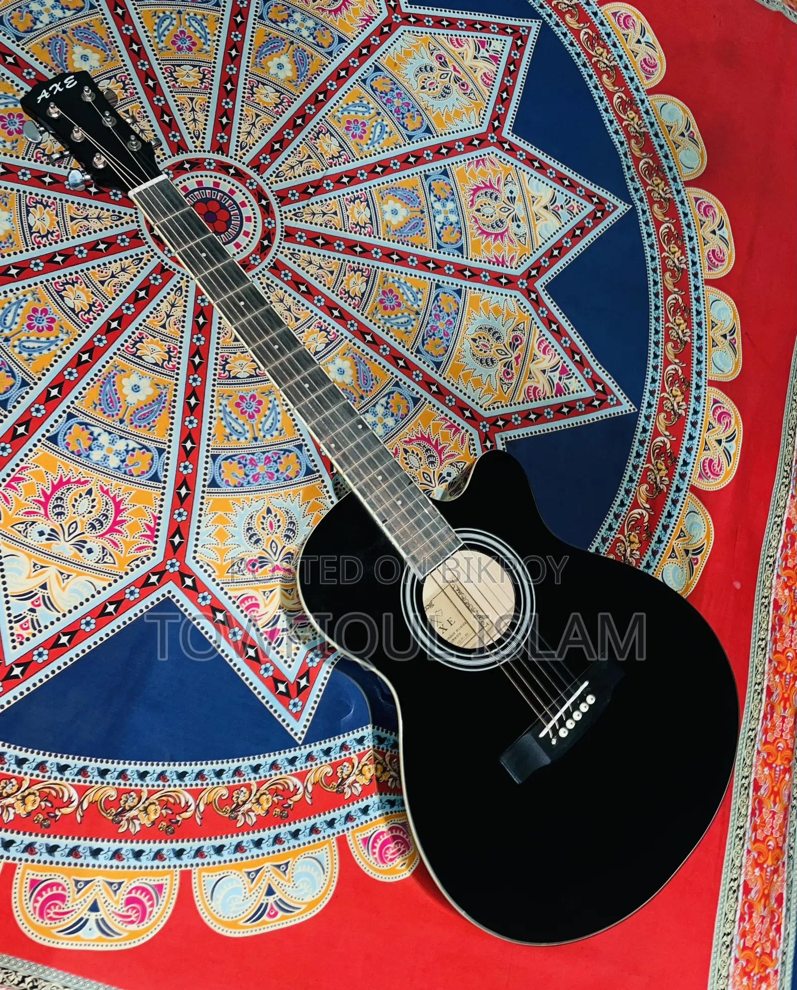 Axe 51c Guitar