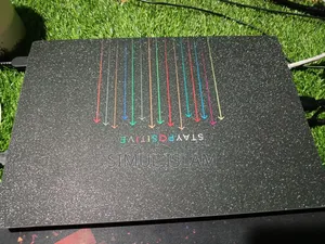 Laptop NEC 8GB Intel Core i5 SSD 256GB