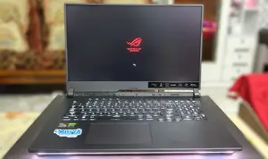 Laptop Asus ROG Strix G17 32GB AMD Ryzen 7 SSD 1T