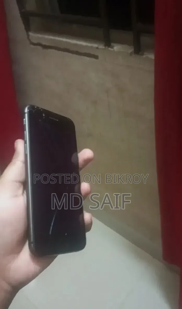 Apple iPhone 8 64 GB Black