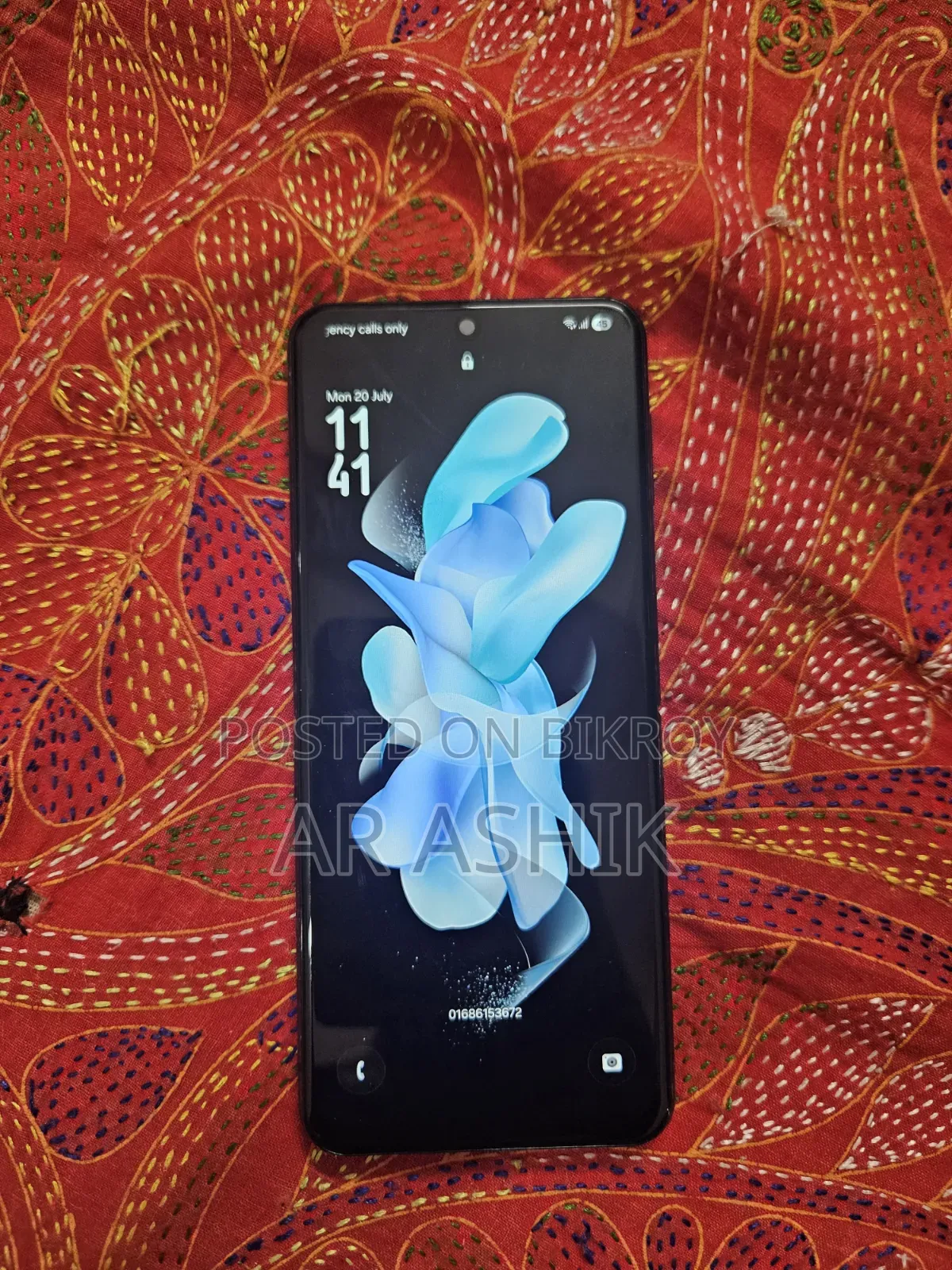 Samsung Galaxy Z Flip4 128 GB Black