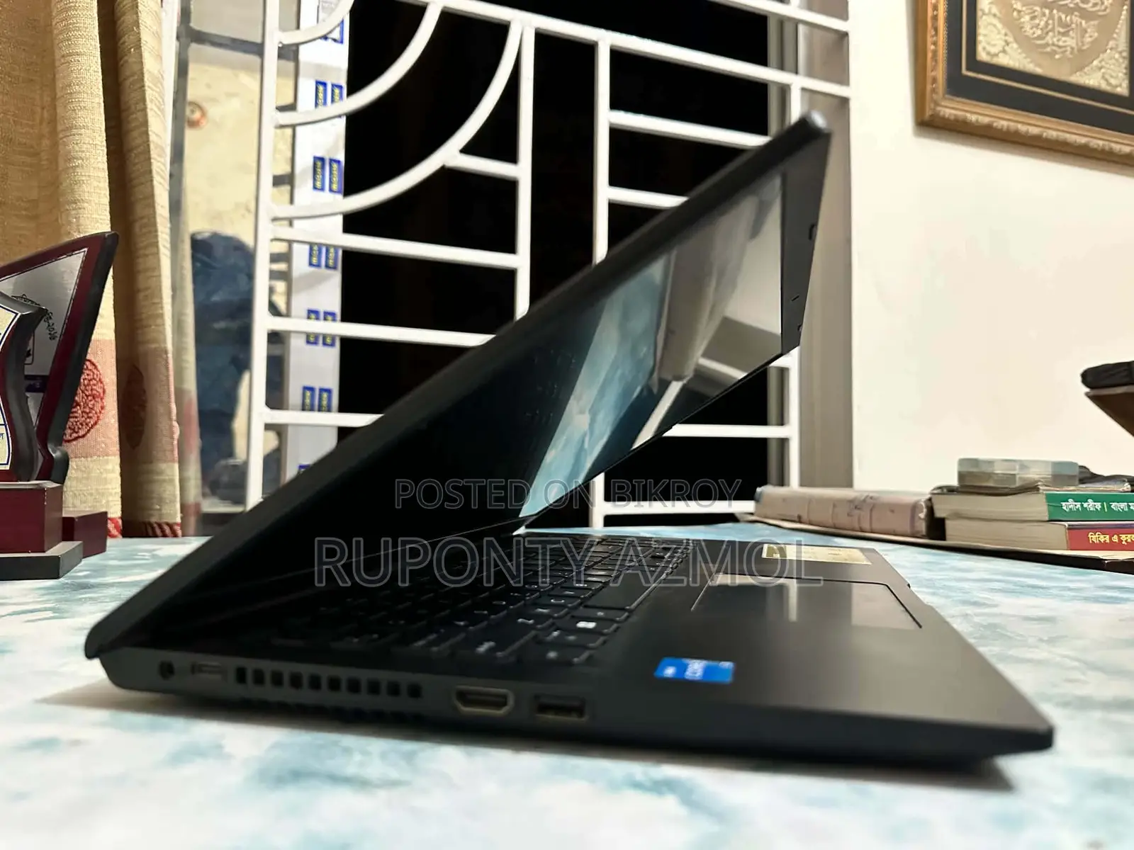 Laptop Asus VivoBook X540SA 8GB Intel Core i3 HDD 512GB