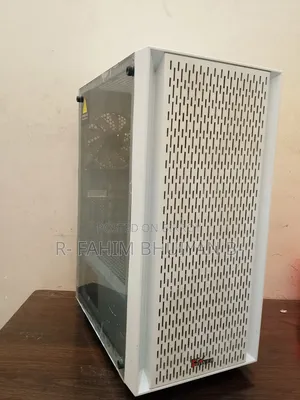 Desktop Computer 16GB Intel Core 7 SSD 256GB