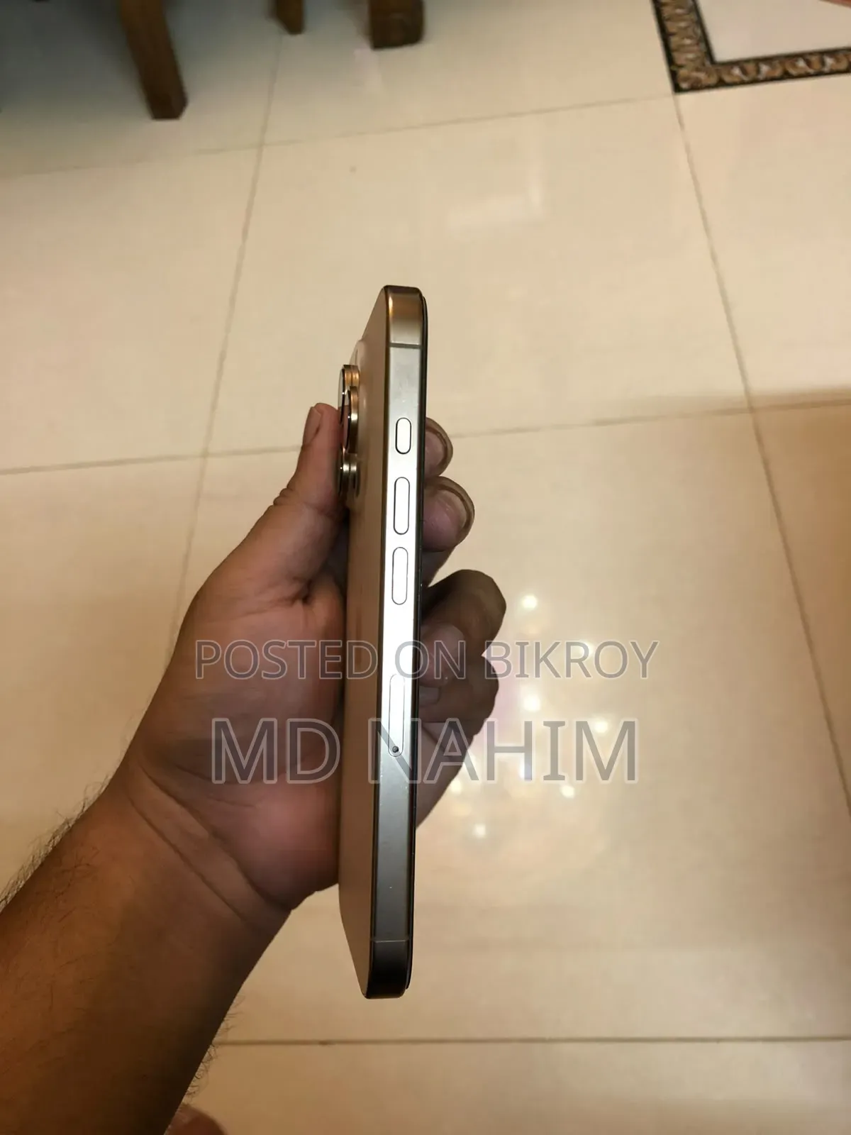 অ্যাপল আইফোন ১৬ প্রো ২৫৬ জিবি গোল্ড
