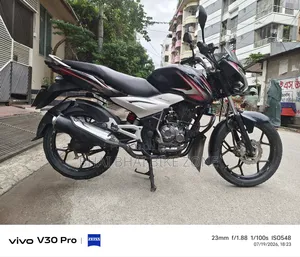 Bajaj Pulsar RS200 2013 Black