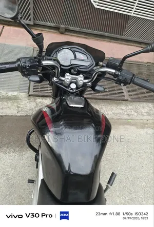Bajaj Pulsar RS200 2013 Black