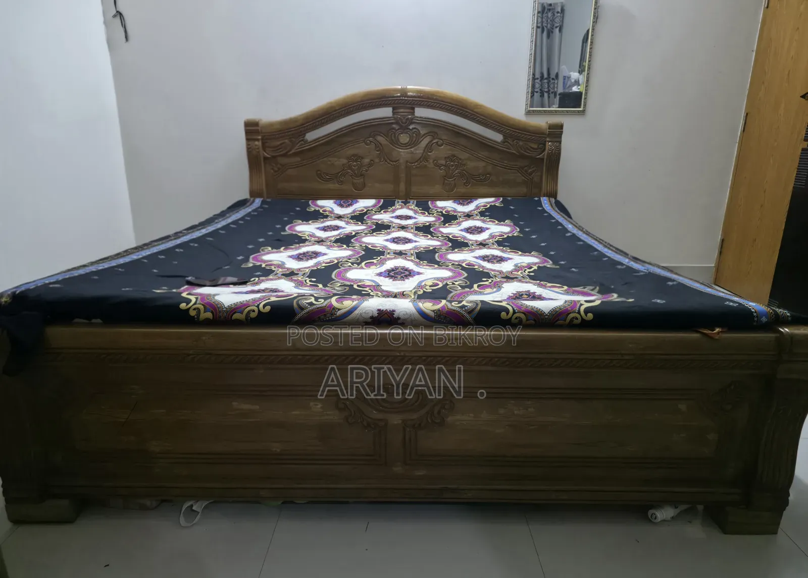 সেগুন কাঠের সুপার কিং সাইজ বিছানা