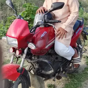 Hero ACHIEVER 2017 Red