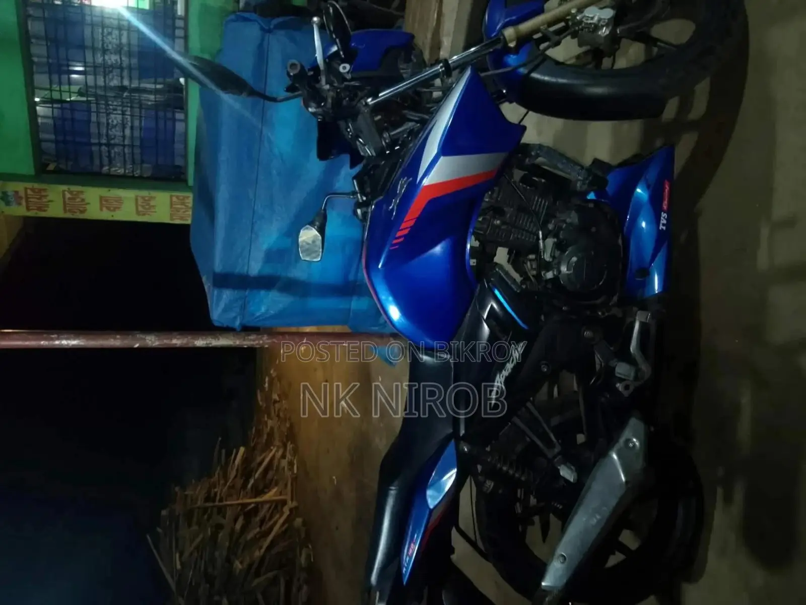 TVS Apache RTR 160 2V 2025 Blue