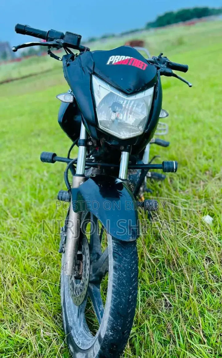 Hero Hunk ২০০৯ ব্ল্যাক