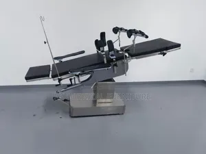 ওটি টেবিল চায়না ৩০০৮এ