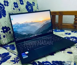 ল্যাপটপ ৮জিবি ইন্টেল কোর আই৫ এসএসডি ৫১২জিবি