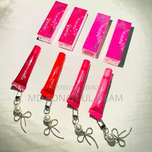 ক্রিস্টাল গ্লস ময়েশ্চারাইজিং লিপ গ্লস
